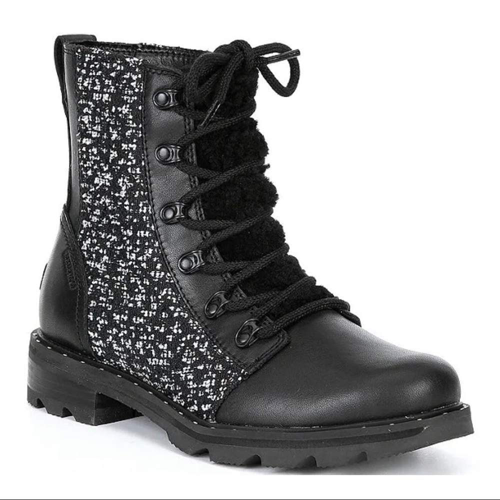 SOREL LENNOX LACE COZY WP BLACK BOOT Size: 8
